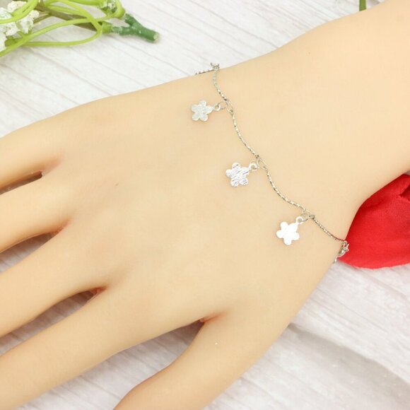 "Trendy Handmade Bracelet – A Thoughtful Gift for Girls & Women | UNVRC1086 - Picture 5 of 10